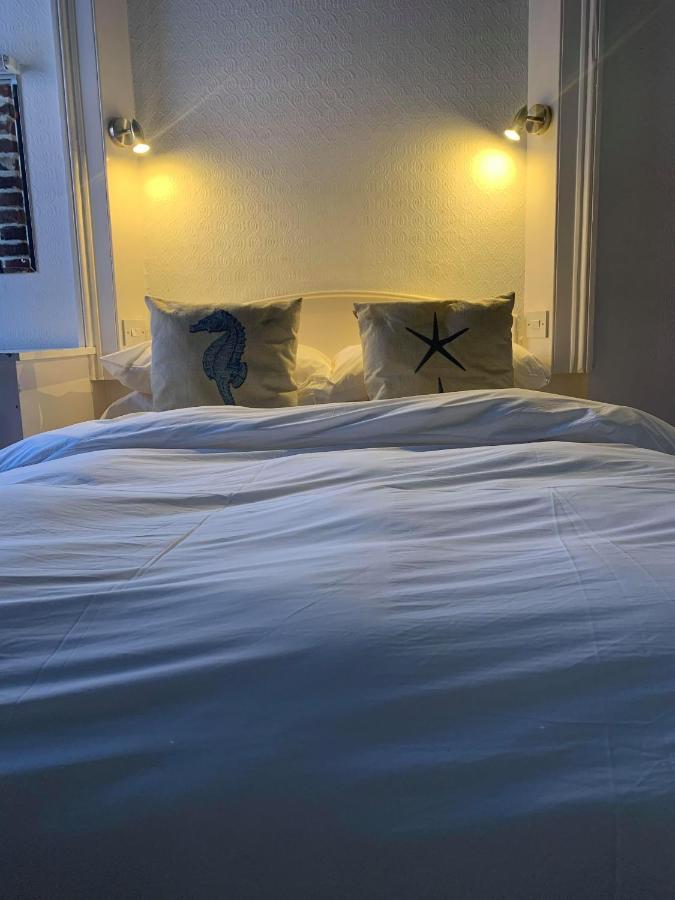 Ye Olde White Harte Hotel Burnham-on-Crouch エクステリア 写真