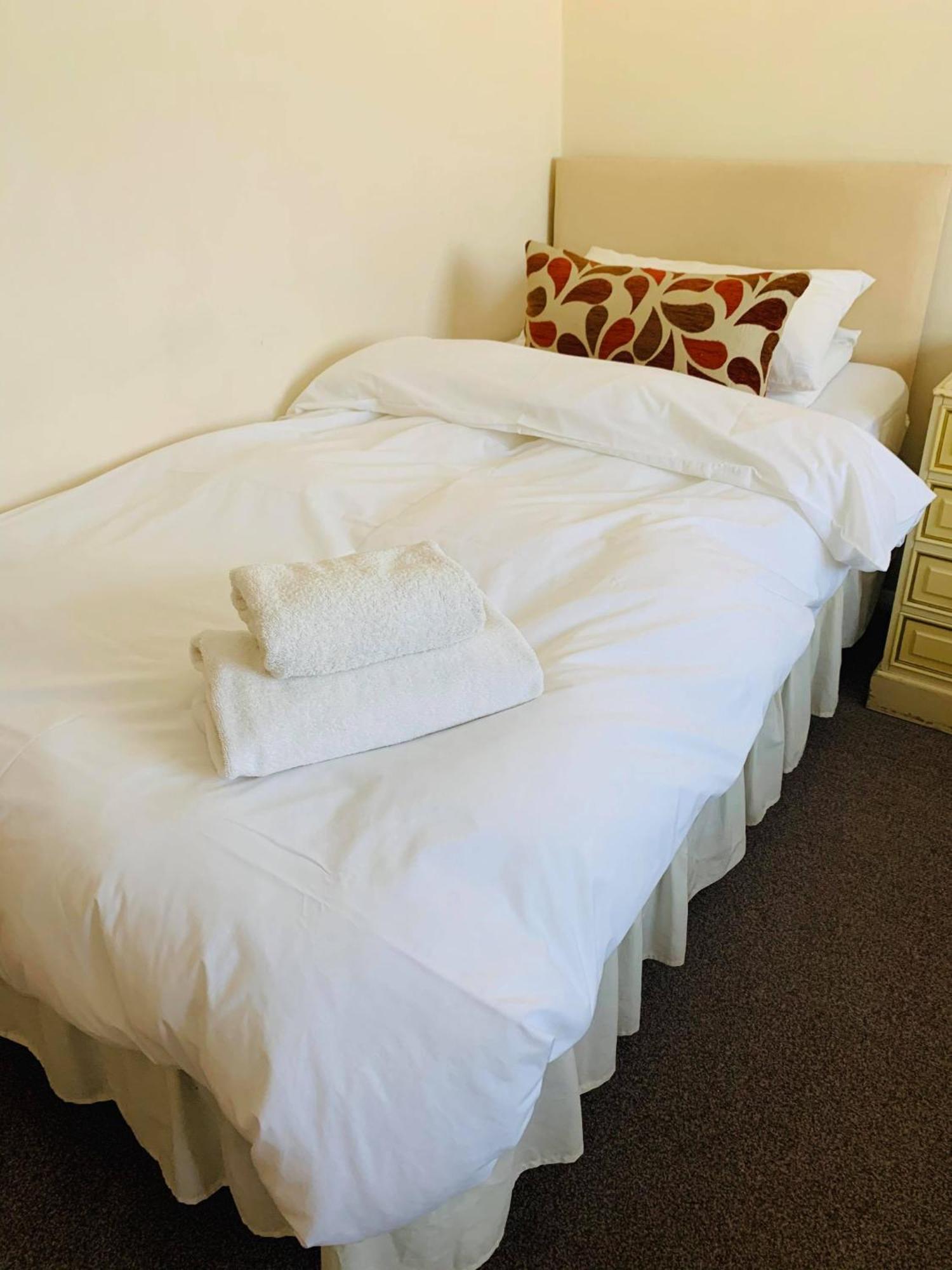 Ye Olde White Harte Hotel Burnham-on-Crouch 部屋 写真