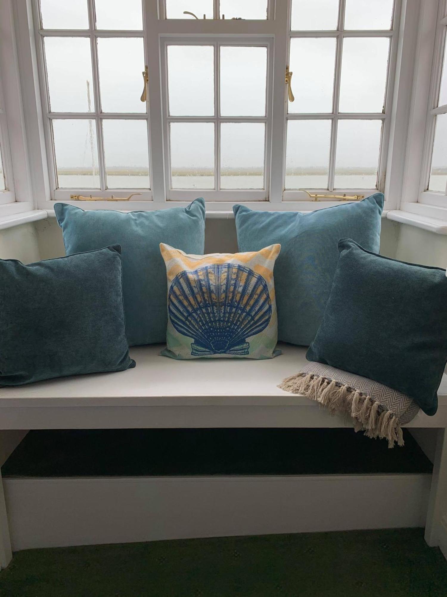 Ye Olde White Harte Hotel Burnham-on-Crouch 部屋 写真