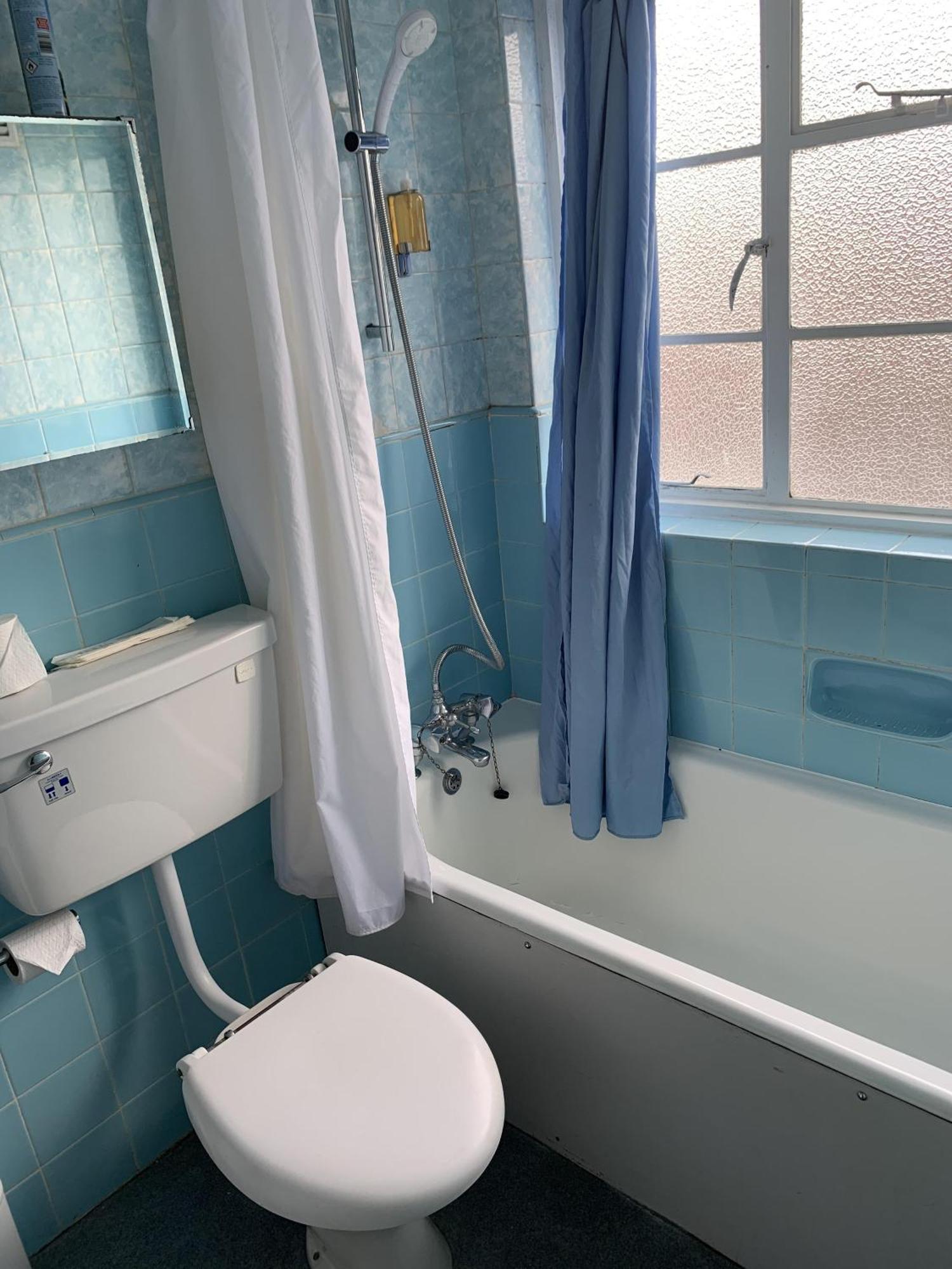 Ye Olde White Harte Hotel Burnham-on-Crouch 部屋 写真